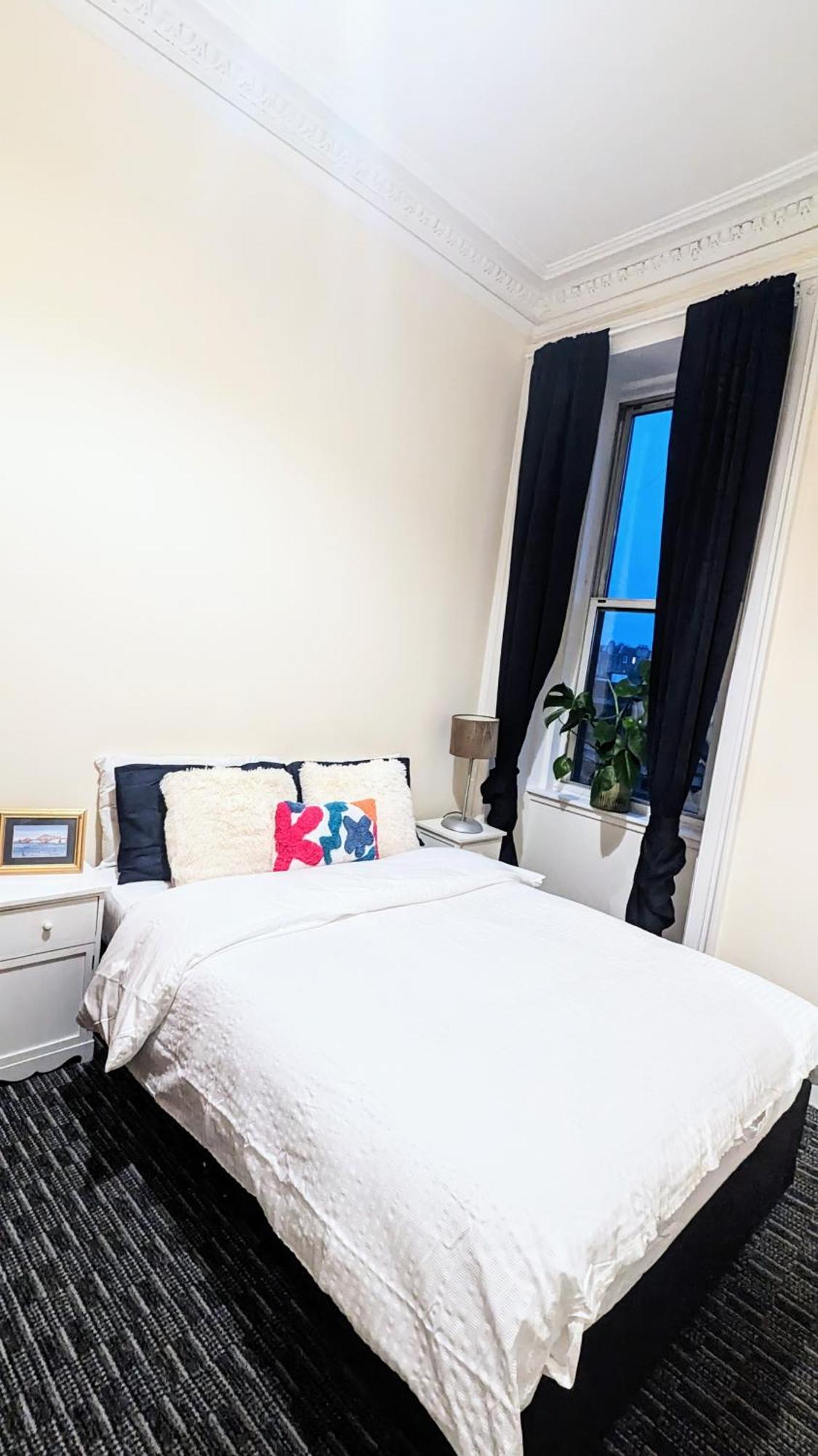 Sunny Haymarket Room Эдинбург Экстерьер фото